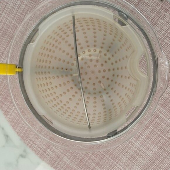 BODUM Chambord Teapot - Picture 2 of 3